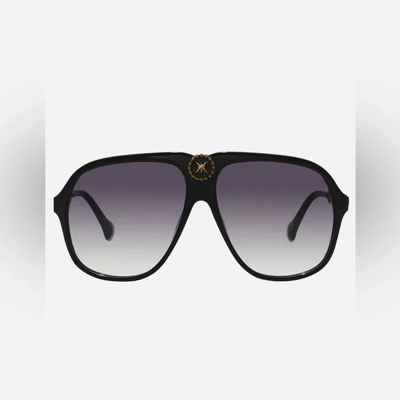 CAMILLA “The Heiress” black oversized aviator gradient  display picture 1